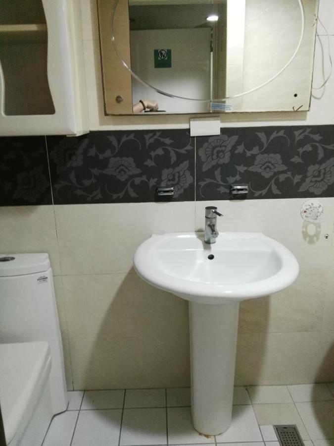 One Plus One Hotel Tajpej Kültér fotó