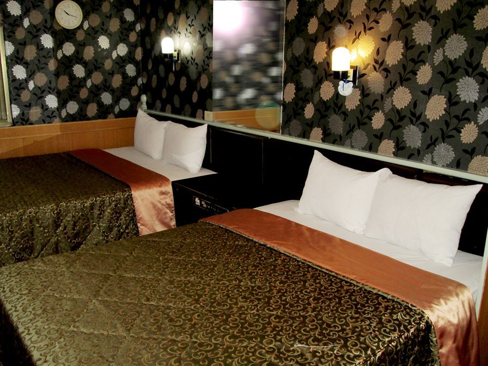 One Plus One Hotel Tajpej Kültér fotó
