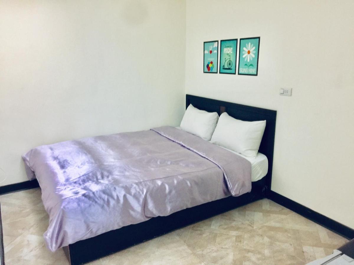 One Plus One Hotel Tajpej Kültér fotó